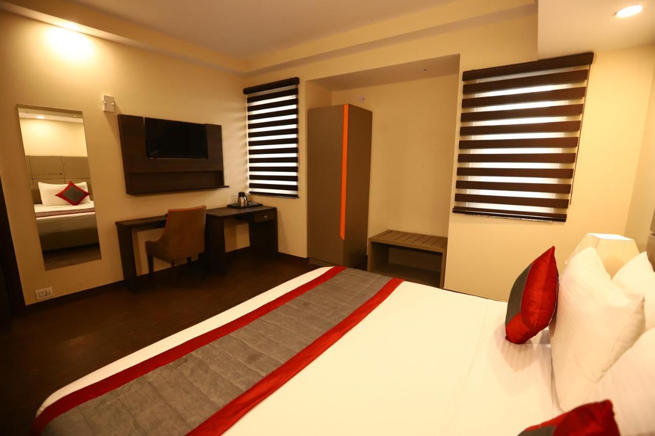 Hotel Azulo Inn Bhikaji Cama Place Delhi - Couple Friendly Local Ids Accepted New Delhi Exterior photo